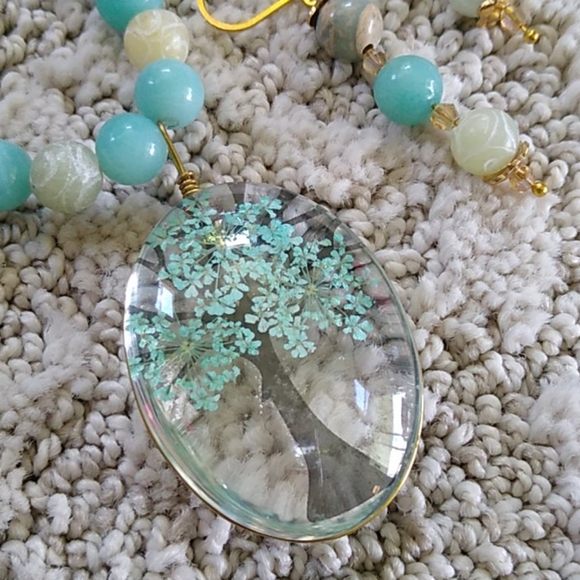 Handmade Gemstone Necklace Set Pressed Flower Tree - Picture 6 of 8